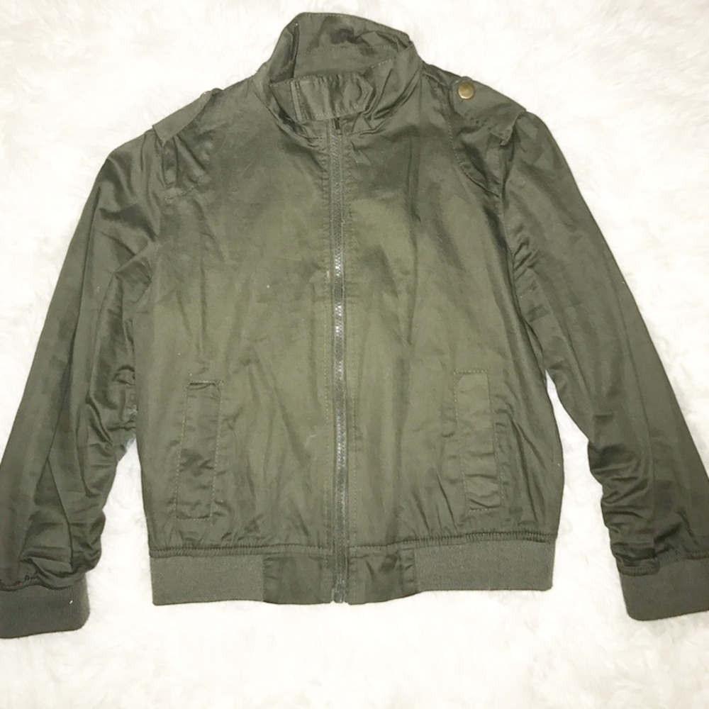 3/4 sleeve Army green jacket